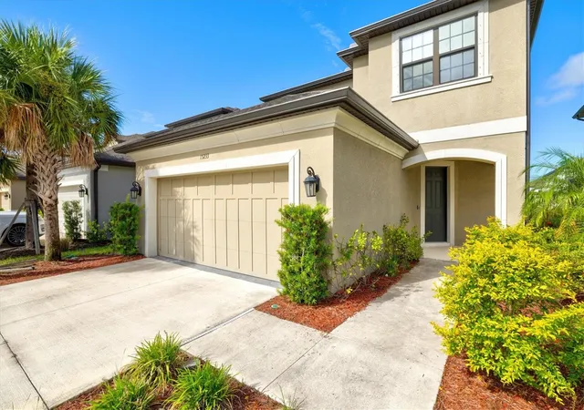 Photo 3 of Single family home for sale at 15233 Shady Palms Ln, Nokomis, FL 34275 | MLS# A4705875 | Listing updated on 2026-10-06