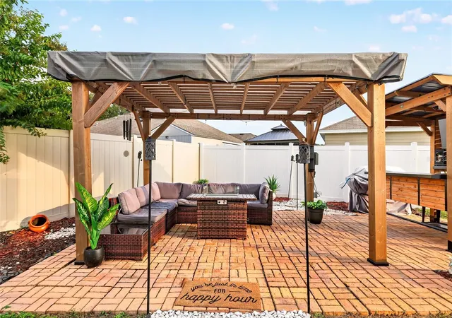 Photo 4 of Single family home for sale at 19583 NW 229th Street, High Springs, FL 32643 | MLS# GC543465 | Listing updated on 2026-10-02