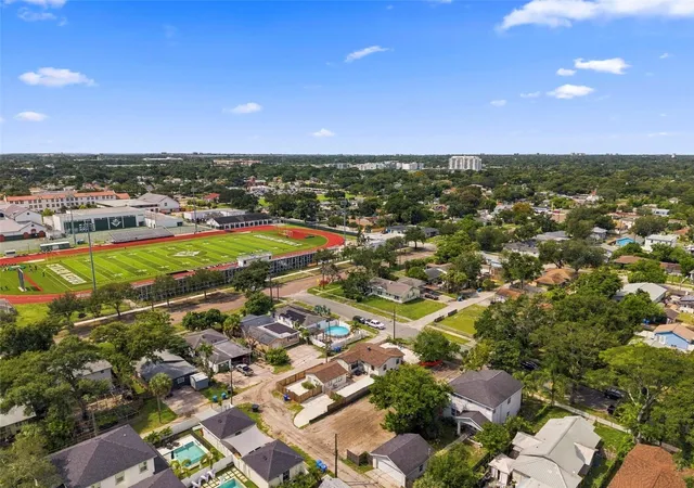 Photo 15 of Land for sale at 927 Yale St N, Saint Petersburg, FL 33713 | MLS# TB8547996 | Listing updated on 2026-09-12