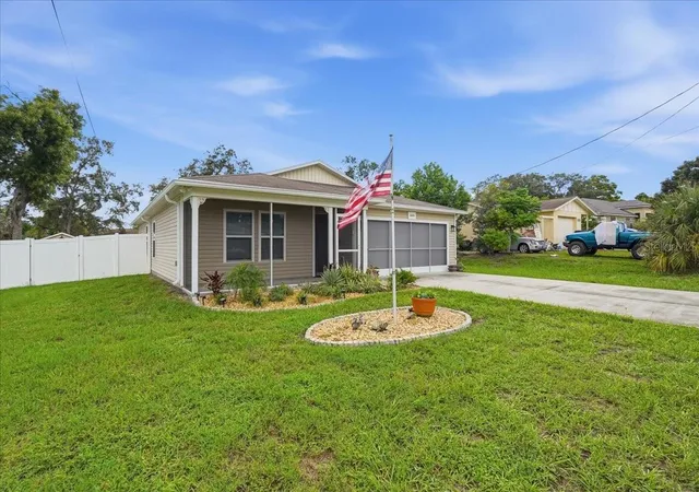 Photo 2 of Single family home for sale at 6464 Toledo Rd, Spring Hill, FL 34606 | MLS# TB8547997 | Listing updated on 2026-09-26