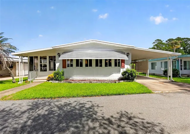 Photo 2 of Manufactured home for sale at 210 Palm Meadows Dr, Eustis, FL 32726 | MLS# G5117707 | Listing updated on 2026-09-18