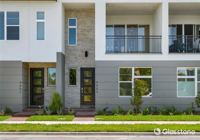 Townhouse for sale at 9886 Bucklow Hl Dr, ORLANDO, FL 32832 | MLS# O6441277