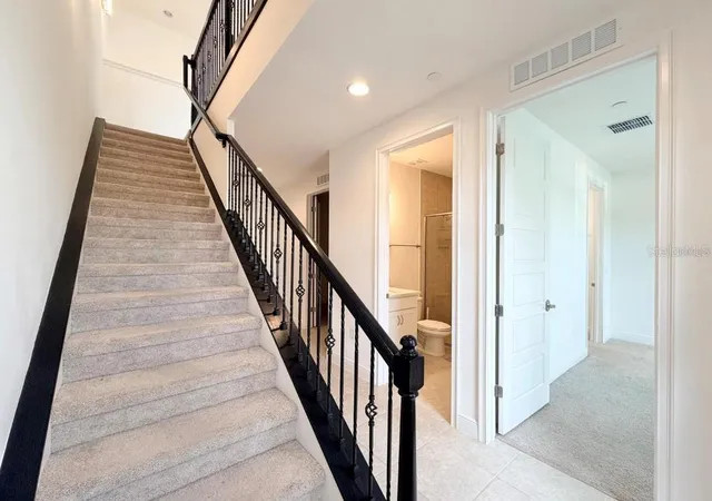 Photo 3 of Townhouse for sale at 9886 Bucklow Hl Dr, Orlando, FL 32832 | MLS# O6441277 | Listing updated on 2026-09-15