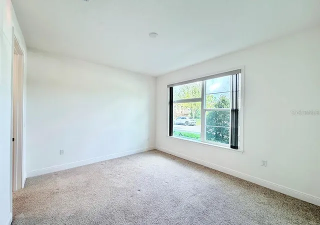 Photo 4 of Townhouse for sale at 9886 Bucklow Hl Dr, Orlando, FL 32832 | MLS# O6441277 | Listing updated on 2026-09-15