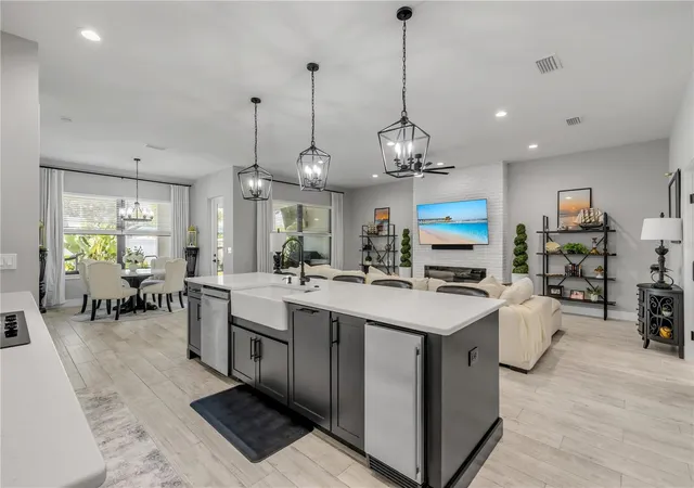 Photo 4 of Single family home for sale at 309 Julia St, New Smyrna Beach, FL 32168 | MLS# NS1089233 | Listing updated on 2026-10-09