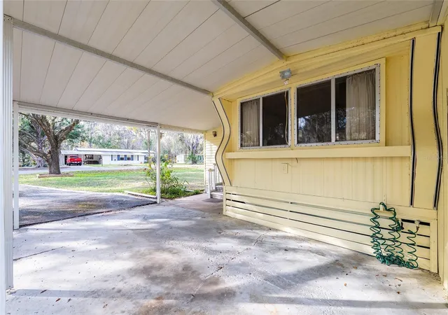 Photo 3 of Manufactured home for sale at 3809 Cr 405n, Lake Panasoffkee, FL 33538 | MLS# G5117708 | Listing updated on 2026-10-03