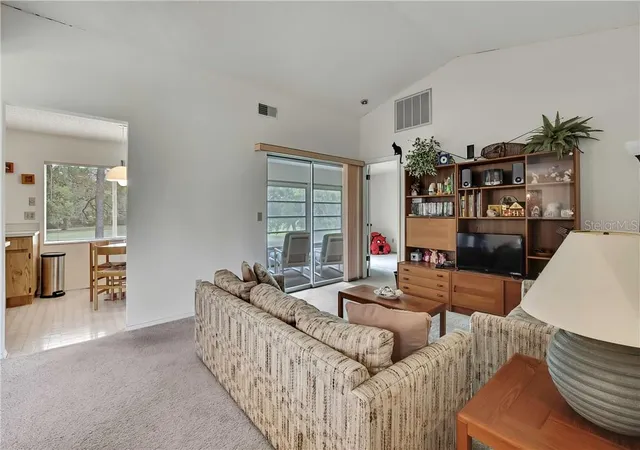 Listing Photo 4 - Condo for sale in building located at 7644th St Andrews Blvd, Brooksville, FL 34613