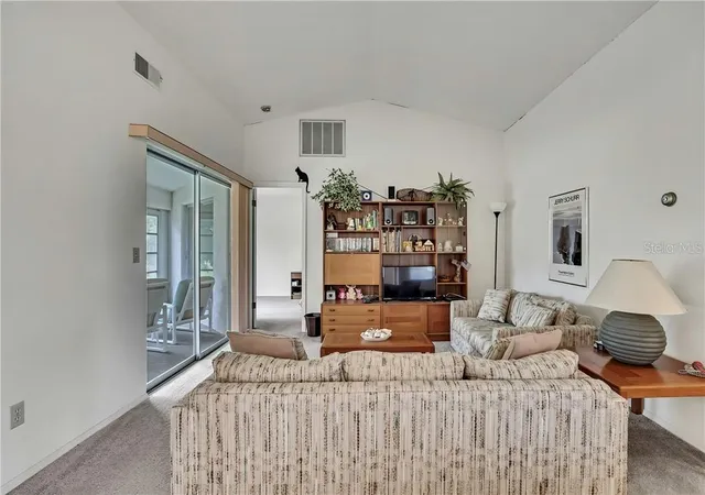 Listing Photo 5 - Condo for sale in building located at 7644th St Andrews Blvd, Brooksville, FL 34613