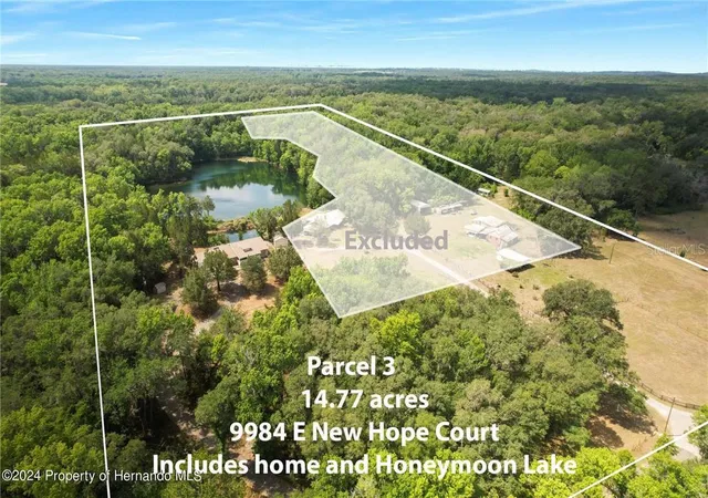 Photo 4 of Single family home for sale at 9804 E New Hope Ct, Floral City, FL 34436 | MLS# CC852545 | Listing updated on 2026-10-06