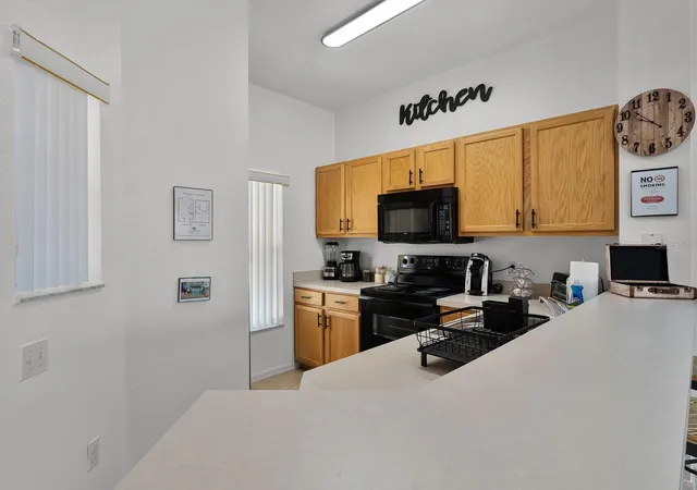 Photo 3 of Townhouse for sale at 4731 Vero Beach Pl, Kissimmee, FL 34746 | MLS# S5157429 | Listing updated on 2026-09-14