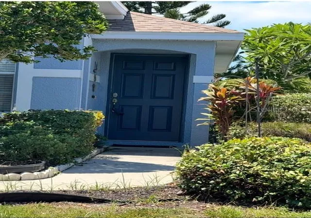 Photo 2 of Single family home for sale at 2931 Walnut Grv Ct, Holiday, FL 34691 | MLS# W7889473 | Listing updated on 2026-09-19