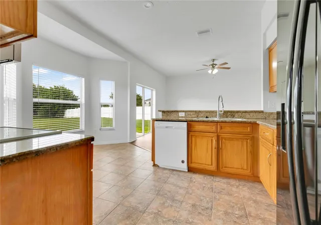Photo 4 of Single family home for sale at 12613 Longcrest Dr, Riverview, FL 33579 | MLS# O6441309 | Listing updated on 2026-09-22