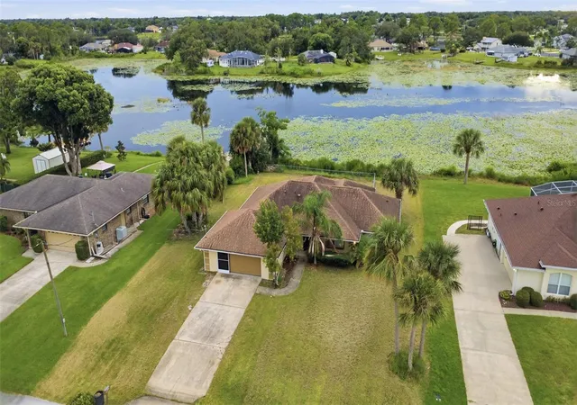 Photo 3 of Single family home for sale at 1096 Prescott Blvd, Deltona, FL 32738 | MLS# OM732148 | Listing updated on 2026-09-15