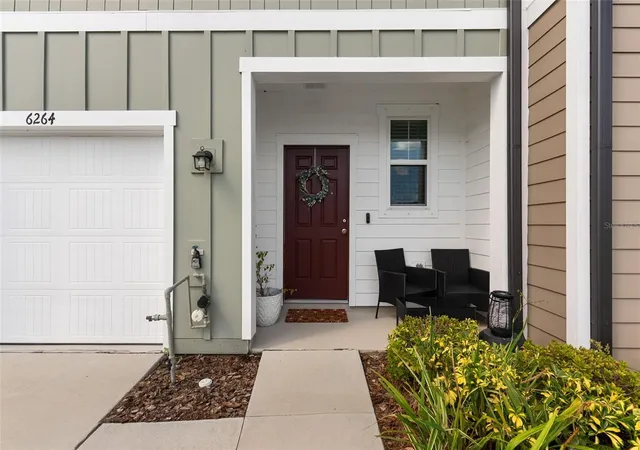 Photo 3 of Townhouse for sale at 6264 Bucket Ct, Gibsonton, FL 33534 | MLS# TB8548044 | Listing updated on 2026-10-04