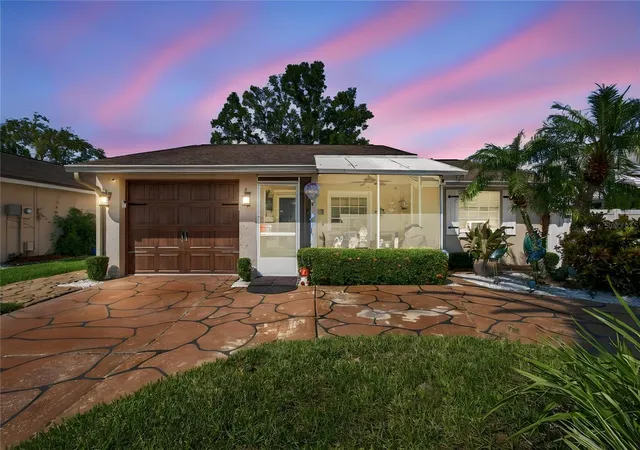 Photo 1 of Single family home for sale at 16012 Saddlestring Dr, Tampa, FL 33618 | MLS# TB8548048 | Listing updated on 2026-10-01