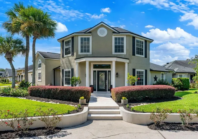 Photo 3 of Single family home for sale at 864 Bentley Green Cir, Winter Springs, FL 32708 | MLS# O6441314 | Listing updated on 2026-09-28