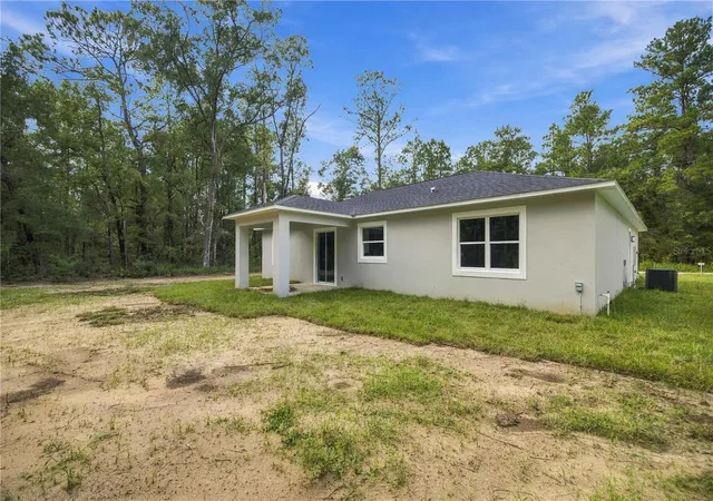 Photo 4 of Single family home for sale at 15696 SW 40th Place Rd, Ocala, FL 34481 | MLS# OM732150 | Listing updated on 2026-09-13