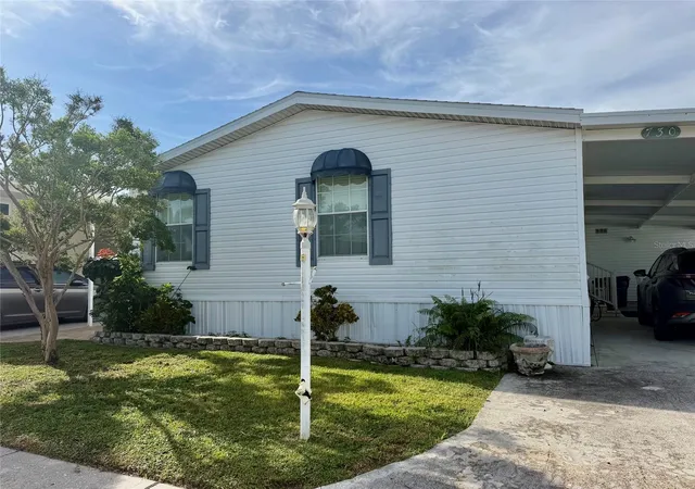 Photo 1 of Manufactured home for sale at 730 Gloriosa Rd, Venice, FL 34293 | MLS# N6145726 | Listing updated on 2026-09-15