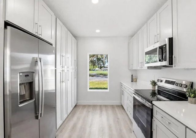 Photo 3 of Single family home for sale at 1328 Marshall Dr, Leesburg, FL 34748 | MLS# O6441332 | Listing updated on 2026-10-06