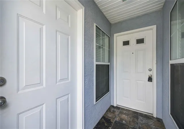 Photo 3 of Sale Pending at 10448 SW 85th Court, Ocala, FL 34481 | MLS# OM732151 | Listing updated on 2026-09-20