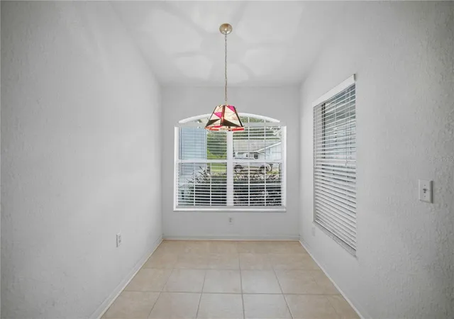 Photo 4 of Sale Pending at 10448 SW 85th Court, Ocala, FL 34481 | MLS# OM732151 | Listing updated on 2026-09-20