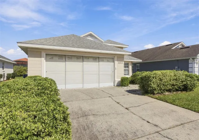 Photo 2 of Single family home for sale at 1022 Challenger Ave, Davenport, FL 33897 | MLS# O6441333 | Listing updated on 2026-10-30