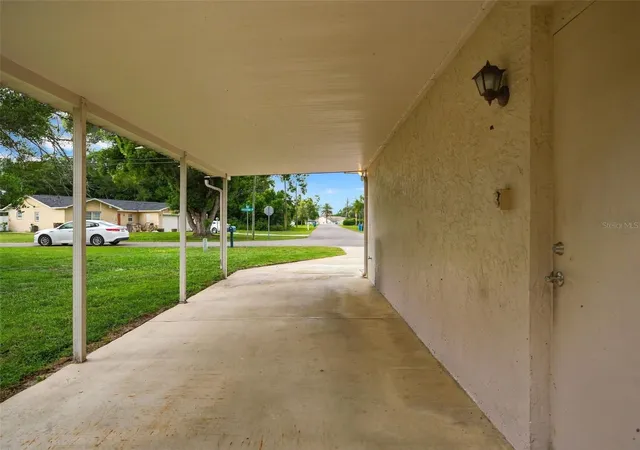 Photo 3 of Single family home for sale at 2363 Glenridge Dr, Spring Hill, FL 34609 | MLS# TB8548067 | Listing updated on 2026-09-14