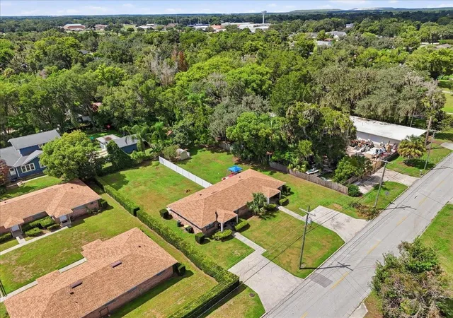 Photo 2 of Multi family home for sale at 745 E Hooker St, Bartow, FL 33830 | MLS# P4939868 | Listing updated on 2026-09-13