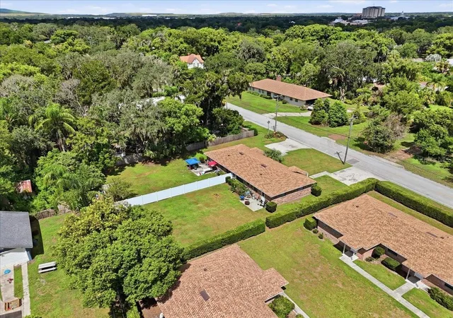 Photo 2 of House for sale at 745 E Hooker St, Bartow, FL 33830 | MLS# P4939868 | Listing updated on 2026-09-13