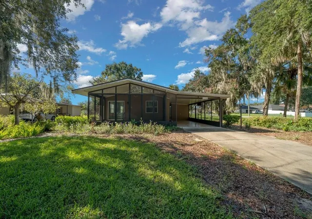 Photo 3 of Manufactured home for sale at 15346 Carrolls Ct, Tavares, FL 32778 | MLS# G5117716 | Listing updated on 2026-09-13