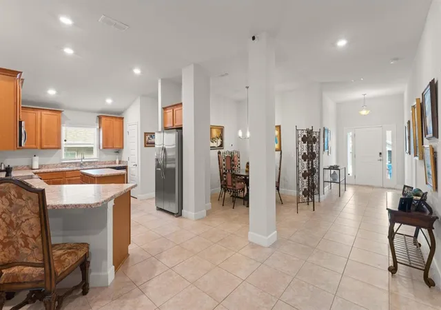 Photo 3 of Single family home for sale at 636 Tanaro Ln, Haines City, FL 33844 | MLS# S5157443 | Listing updated on 2026-09-13