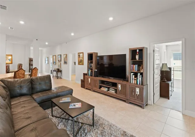 Photo 4 of Single family home for sale at 636 Tanaro Ln, Haines City, FL 33844 | MLS# S5157443 | Listing updated on 2026-09-13