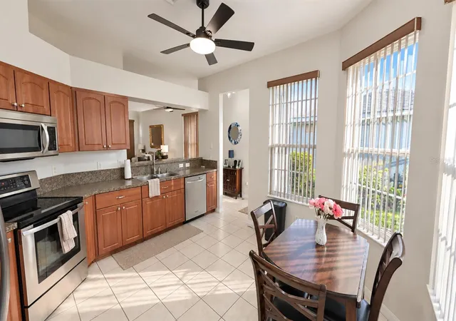 Photo 4 of Single family home for sale at 4925 Portsmouth St, Tavares, FL 32778 | MLS# G5117717 | Listing updated on 2026-09-13
