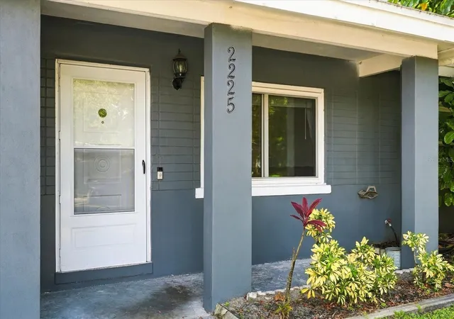 Photo 2 of Single family home for sale at 2225 Capri Dr, Clearwater, FL 33763 | MLS# TB8548084 | Listing updated on 2026-10-15
