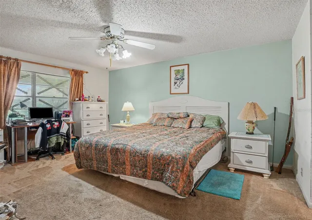 Photo 3 of Single family home for sale at 450 Sandestin Dr, Winter Haven, FL 33884 | MLS# TB8548086 | Listing updated on 2026-09-14