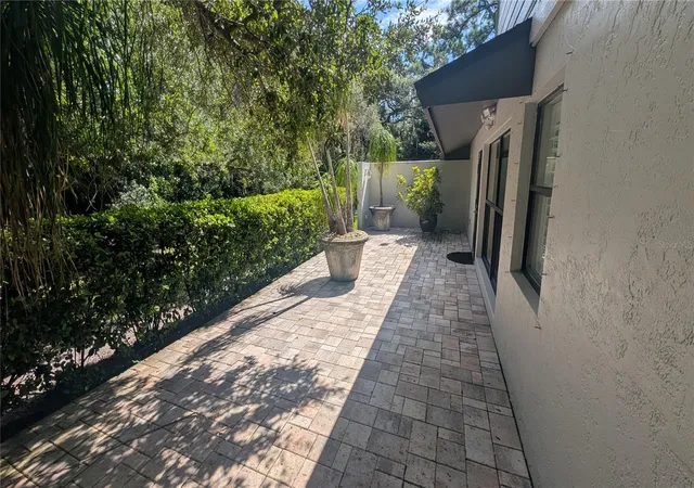 Photo 3 of House for sale at 4615 Oak Forest Dr E #22, Sarasota, FL 34231 | MLS# A4705905 | Listing updated on 2026-09-13