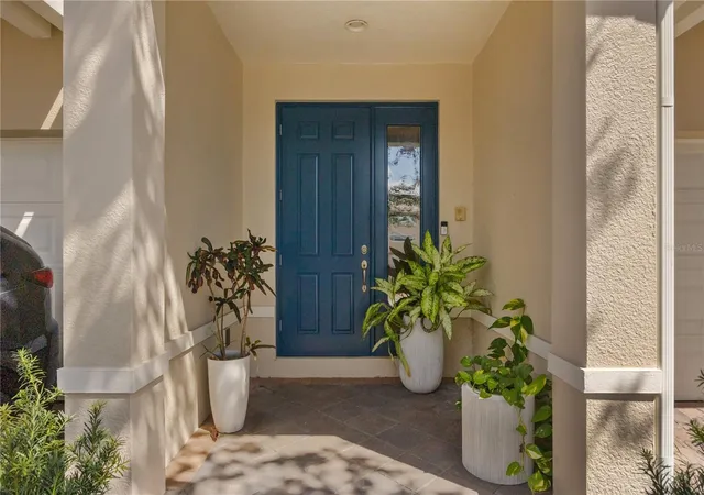 Photo 2 of Townhouse for sale at 1247 Bolton Pl, Lake Mary, FL 32746 | MLS# V4951241 | Listing updated on 2026-10-02