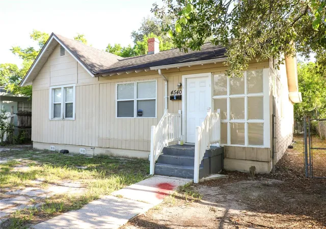 Photo 1 of Single family home for sale at 4540 18th Avenue S, Saint Petersburg, FL 33711 | MLS# TB8548095 | Listing updated on 2026-10-01