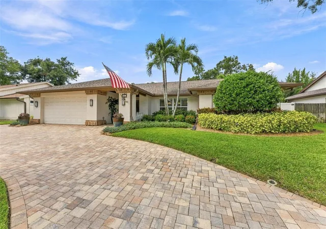 Photo 3 of Single family home for sale at 531 Walker Rd, Safety Harbor, FL 34695 | MLS# TB8548099 | Listing updated on 2026-10-01
