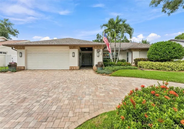 Photo 3 of Single family home for sale at 531 Walker Rd, Safety Harbor, FL 34695 | MLS# TB8548099 | Listing updated on 2026-10-01