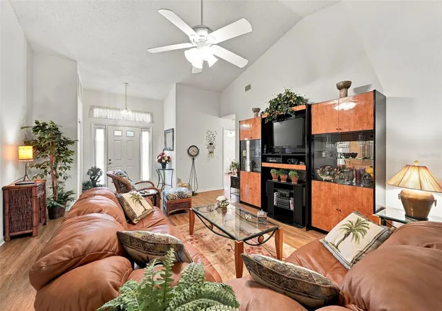 Photo 4 of House for sale at 1202 Wolford Dr, Trinity, FL 34655 | MLS# TB8548102 | Listing updated on 2026-09-13