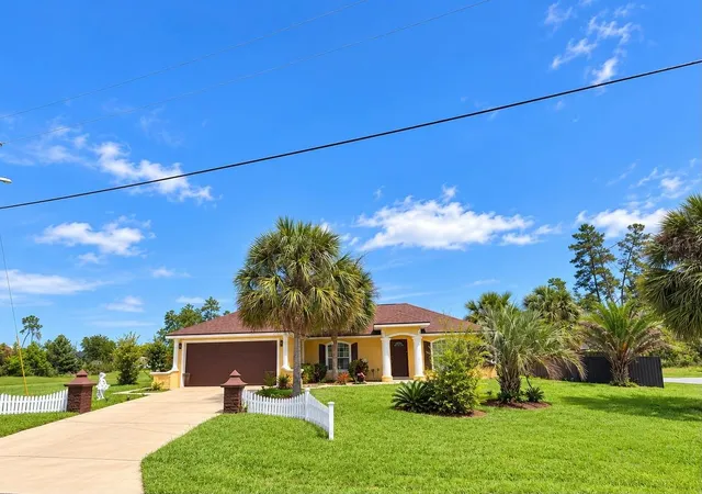 Photo 1 of Single family home for sale at 17045 Sw 41st Avenue Rd, Ocala, FL 34473 | MLS# TB8548106 | Listing updated on 2026-10-07