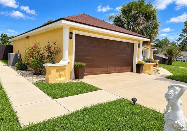 Photo 4 of Single family home for sale at 17045 SW 41st Avenue Rd, Ocala, FL 34473 | MLS# TB8548106 | Listing updated on 2026-10-07