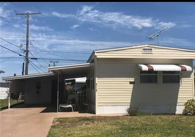 Photo 1 of Manufactured home for sale at 615 51st Avenue W, Bradenton, FL 34207 | MLS# A4705911 | Listing updated on 2026-09-13