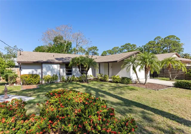 Photo 1 of Single family home for sale at 7780 Wright Ave, Sarasota, FL 34231 | MLS# A4705913 | Listing updated on 2026-09-13