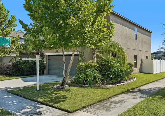 Photo 3 of Single family home for sale at 4714 Ron Eddie Pl, Tampa, FL 33619 | MLS# TB8548124 | Listing updated on 2026-10-03