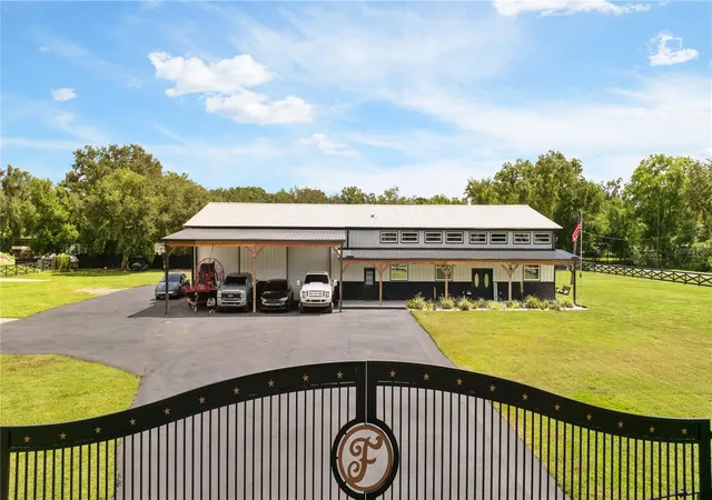 Photo 1 of Single family home for sale at 10225 Judy Rd, Dover, FL 33527 | MLS# TB8548128 | Listing updated on 2026-09-18