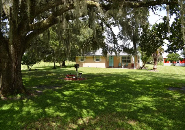 Photo 3 of Sale Pending at 7826 Cr 736, Center Hill, FL 33514 | MLS# G5117723 | Listing updated on 2026-09-19