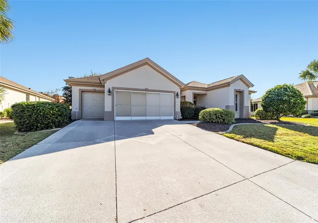 Photo 4 of Single family home for sale at 13103 SE 86th Court, Summerfield, FL 34491 | MLS# OM732157 | Listing updated on 2026-09-16