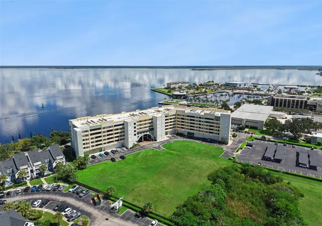 Photo 2 of Condo for sale at 225 W Seminole Blvd #603, Sanford, FL 32771 | MLS# O6441373 | Listing updated on 2026-09-18
